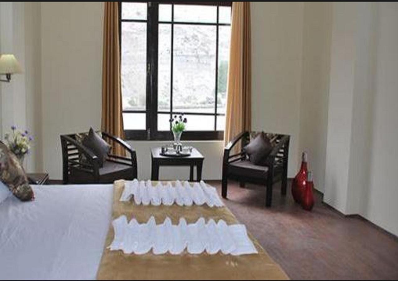 Hotel International Residency Kargil Eksteriør bilde